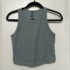 Vuori Cropped Tank with Bra - Seaglass